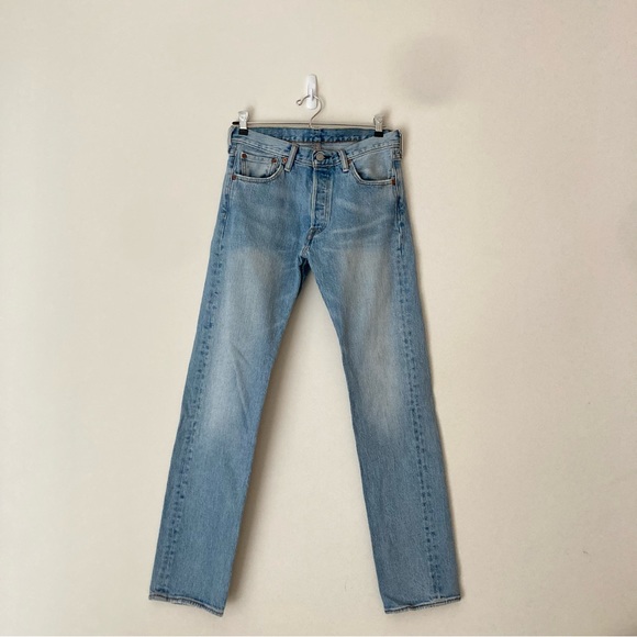Levi’s 501 blue denim jeans in size 29 width by 32 length - Picture 2 of 11